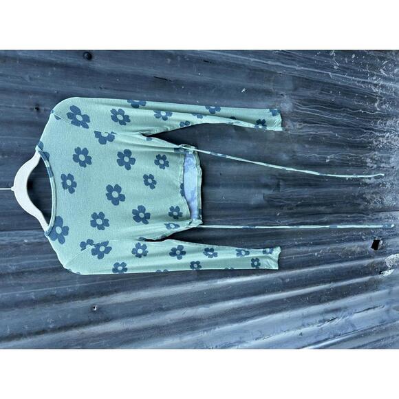 PAC SUN Women's Long Sleeve Crop Top with Floral Print - Picture 4 of 4